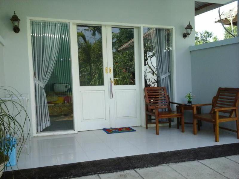 Pineapple Guest House 吉利阿尔 外观 照片