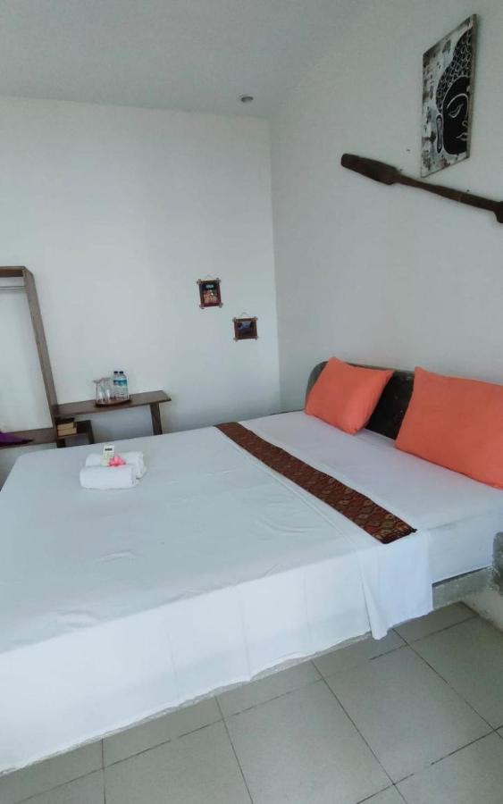 Pineapple Guest House 吉利阿尔 外观 照片