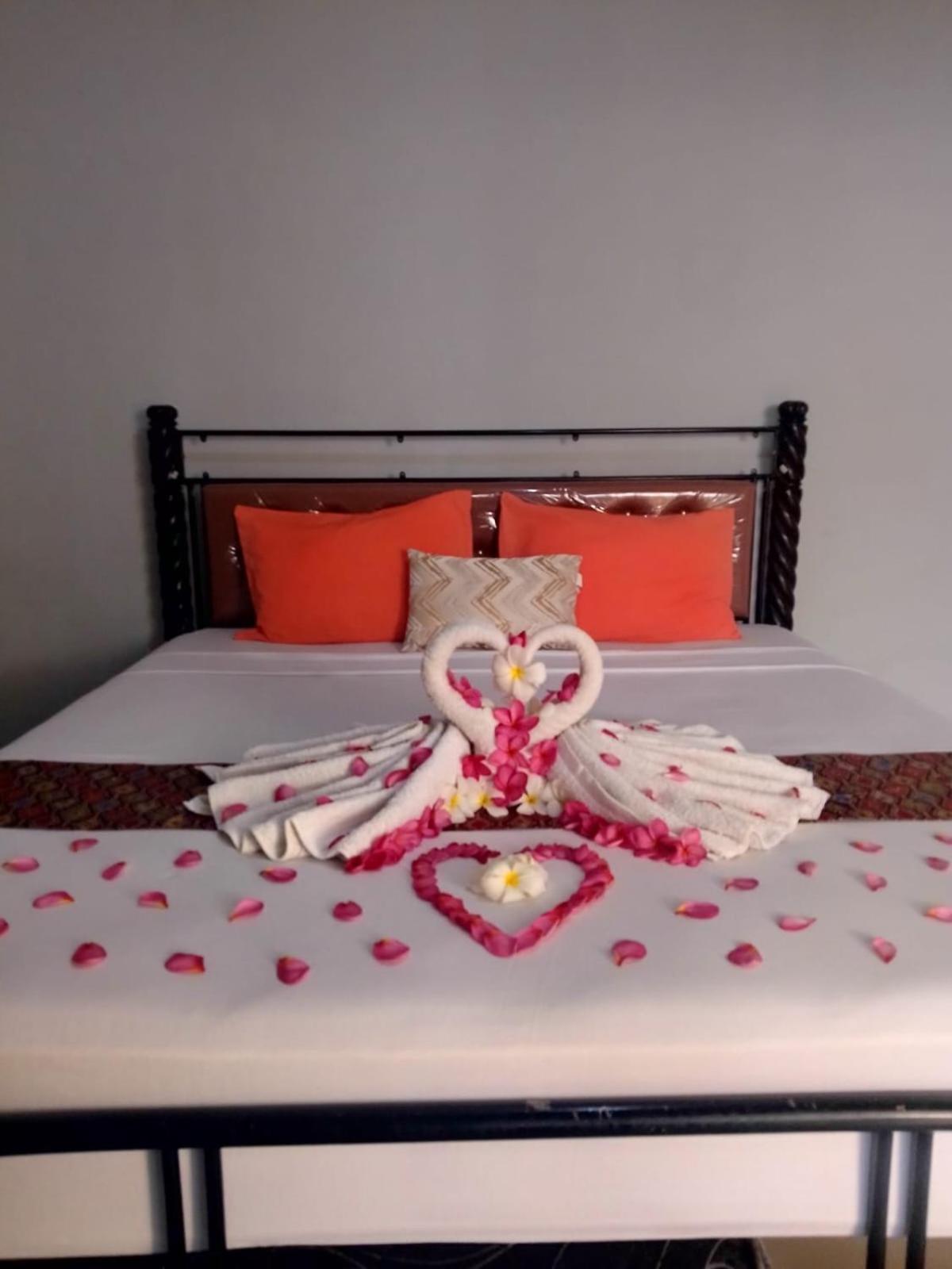 Pineapple Guest House 吉利阿尔 外观 照片