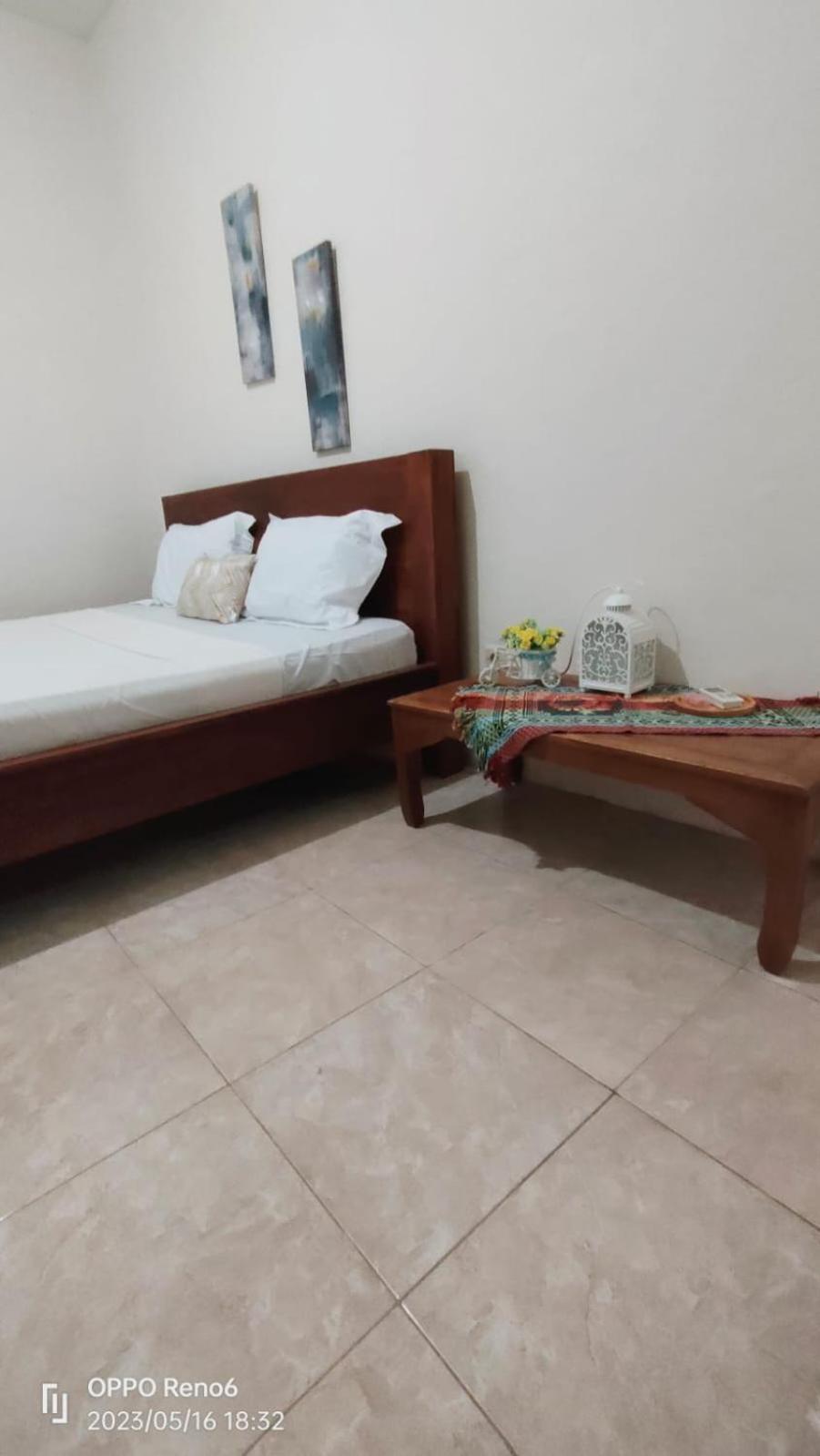 Pineapple Guest House 吉利阿尔 外观 照片
