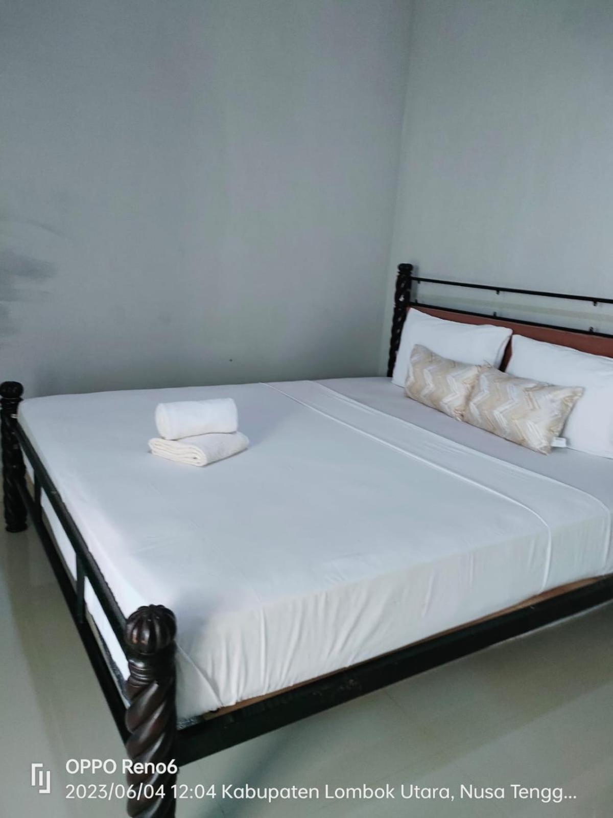 Pineapple Guest House 吉利阿尔 外观 照片